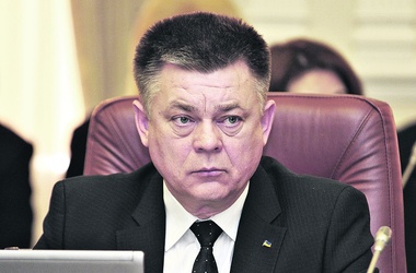 25 червня 2013, 8:44 Переглядів:   Міністр оборони України Павло Лебедєв