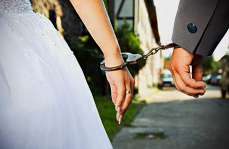 Термін покарання за «шахрайський» шлюб може скласти до трьох років позбавлення волі