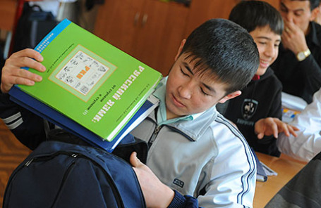 Суд не скасував наказ Міністерства освіти та науки про необхідність реєстрації у дітей при прийомі в російські школи